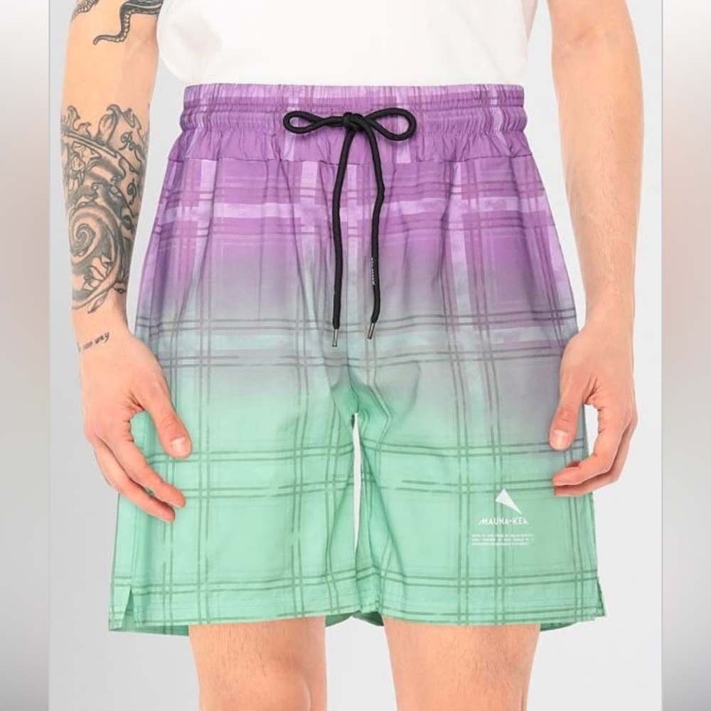 Mauna Kea Two-Tone Bermuda Shorts - Size Large